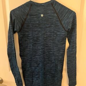 Lululemon Blue/black Long-Sleeve